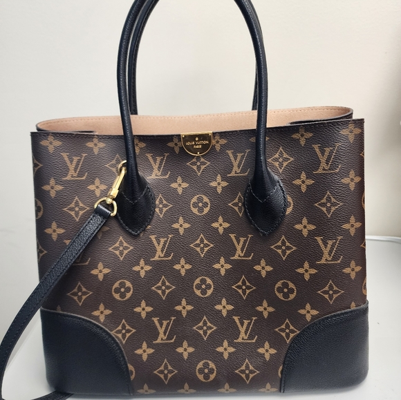 Louis Vuitton Handbags - Louis Vitton handbag